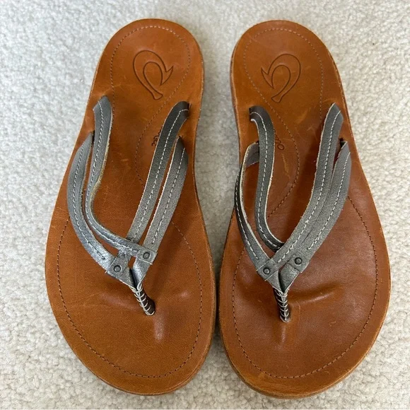 OluKai U'l Leather Thong Sandal with Metallic Double Straps - Picture 1 of 10